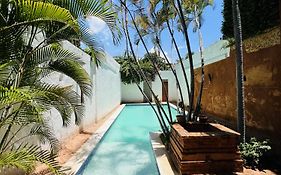 Paseo Colonial - Sanctuary #2